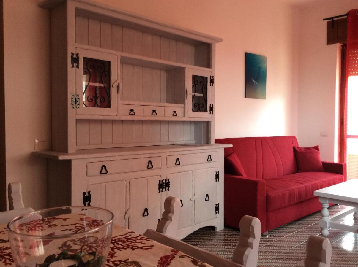 La Contessa Aparthotel Santa Teresa Gallura Exteriör bild