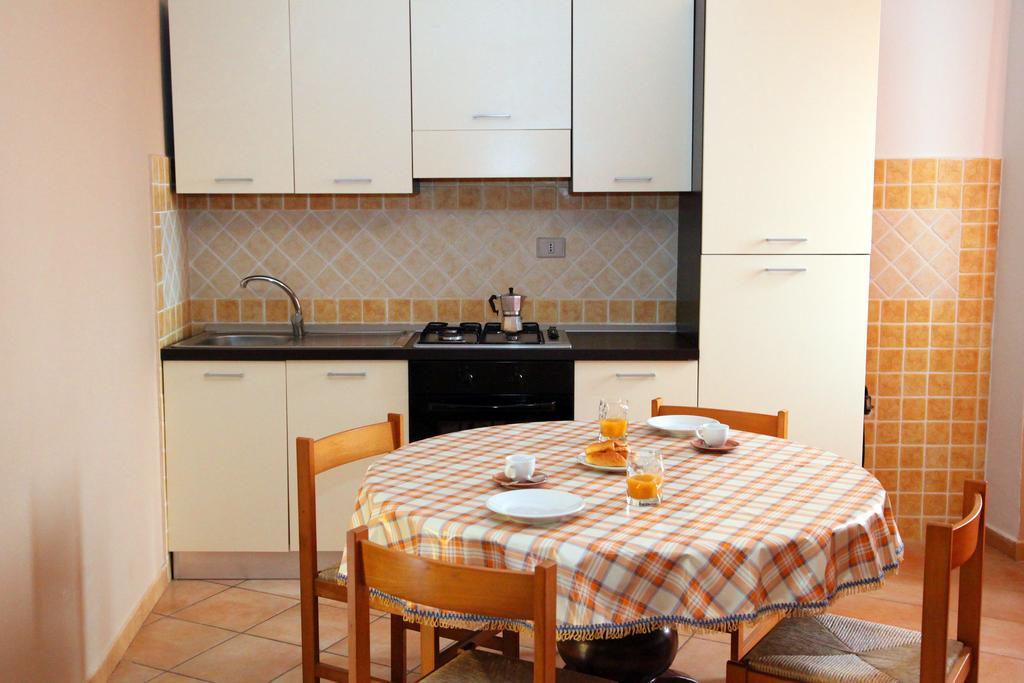 La Contessa Aparthotel Santa Teresa Gallura Rum bild