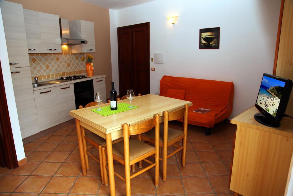 La Contessa Aparthotel Santa Teresa Gallura Rum bild