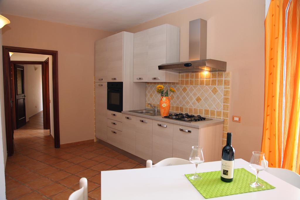 La Contessa Aparthotel Santa Teresa Gallura Rum bild
