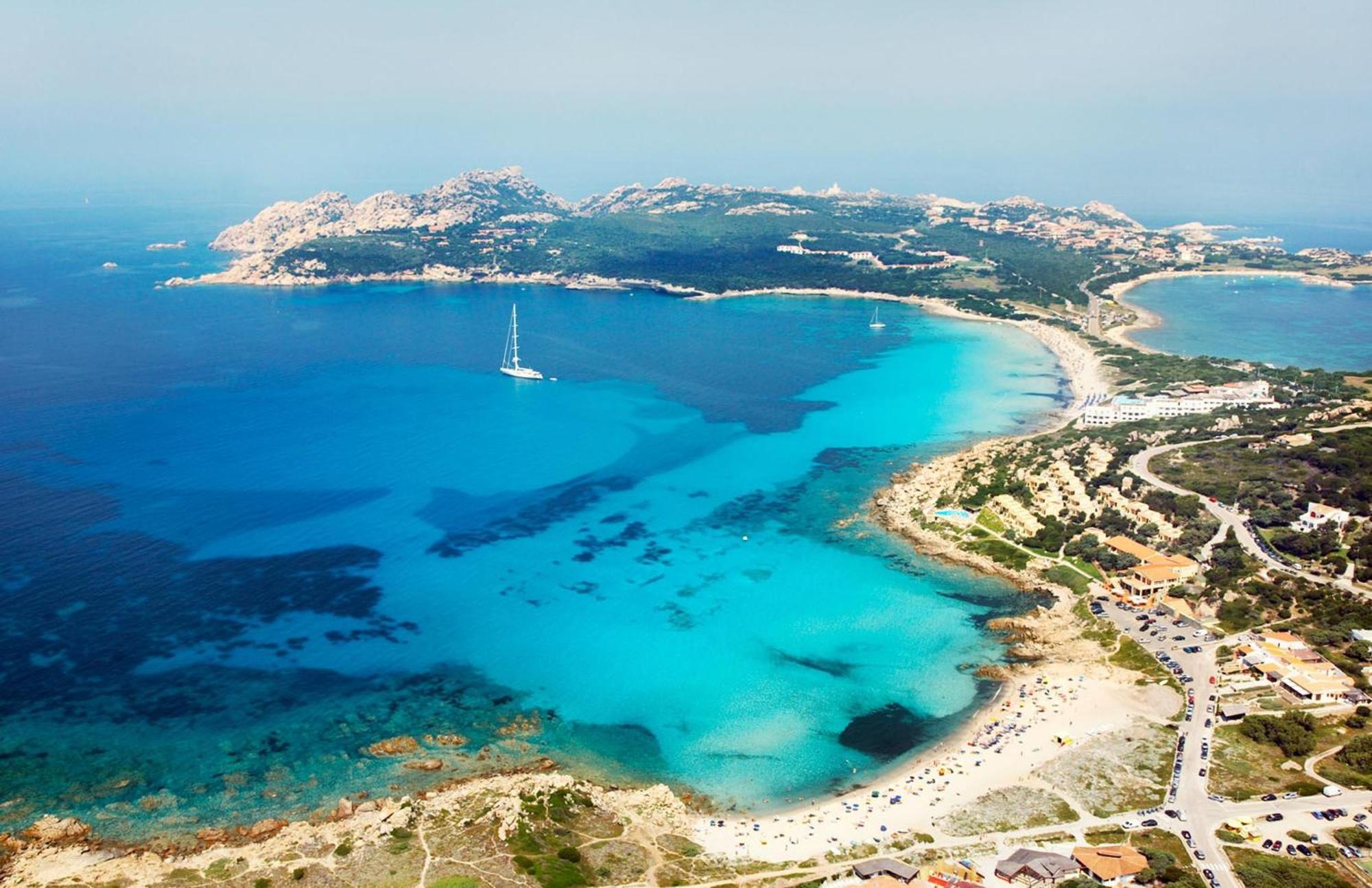 La Contessa Aparthotel Santa Teresa Gallura Exteriör bild