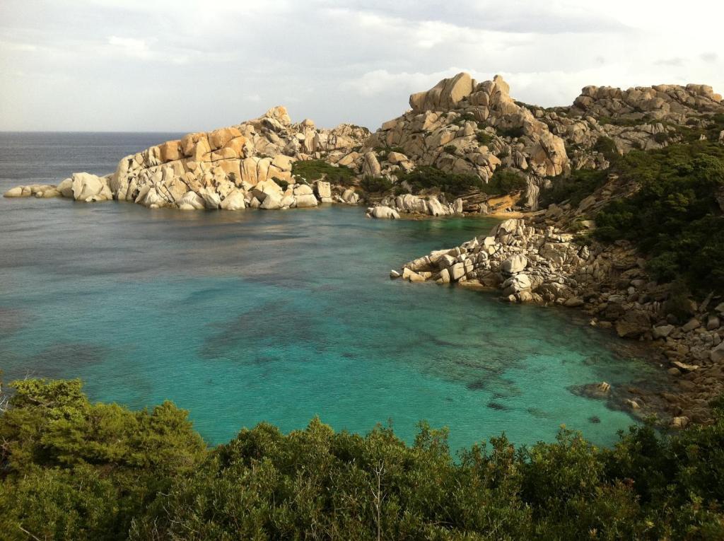 La Contessa Aparthotel Santa Teresa Gallura Exteriör bild