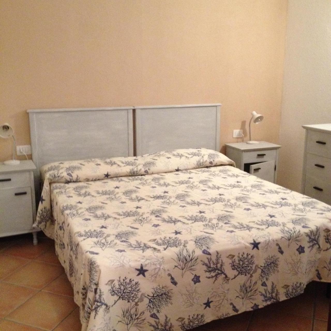 La Contessa Aparthotel Santa Teresa Gallura Exteriör bild